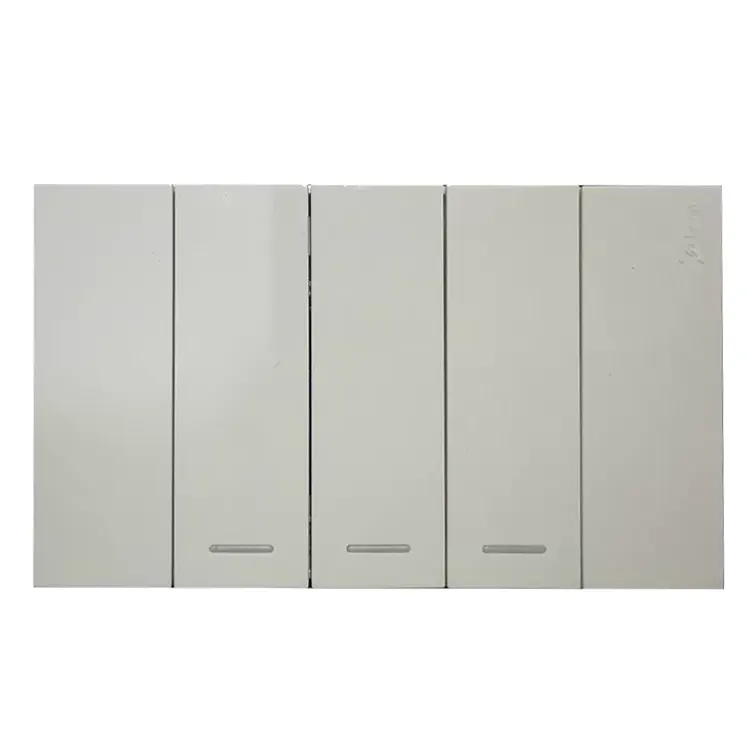 Interruptor de pared de 3 unidades y 1 vía